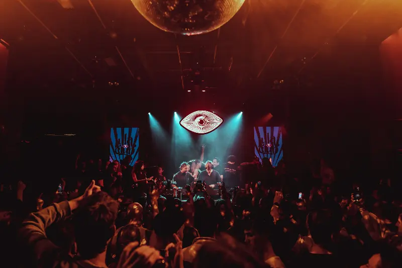 Lula Club atmosphere 3